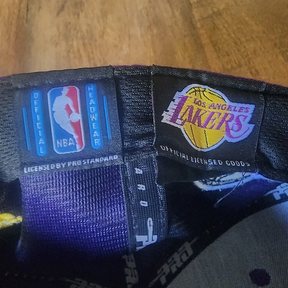 Pro Standard Purple NBA Los Angeles Lakers Wordmark/Logo Snapback Hat Cap - Picture 13 of 14